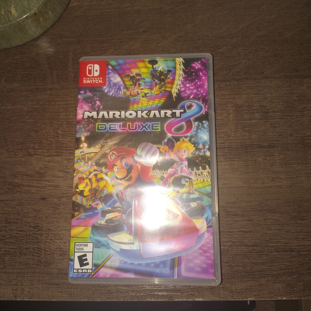 Nintendo Mario Kart 8 Deluxe Switch - Picture 4 of 5